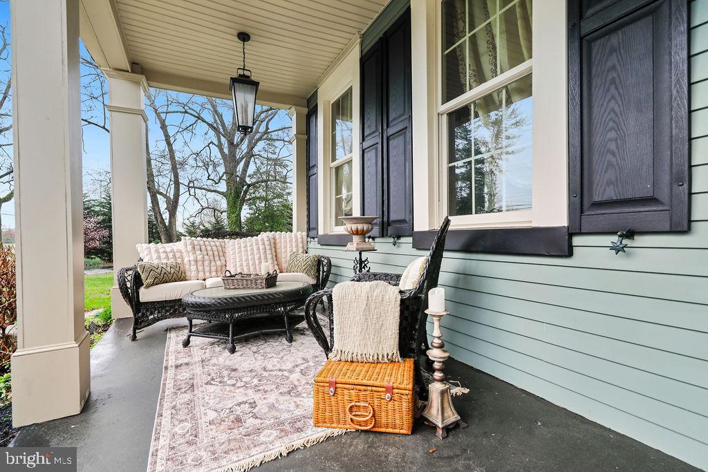 9 EAYRESTOWN ROAD