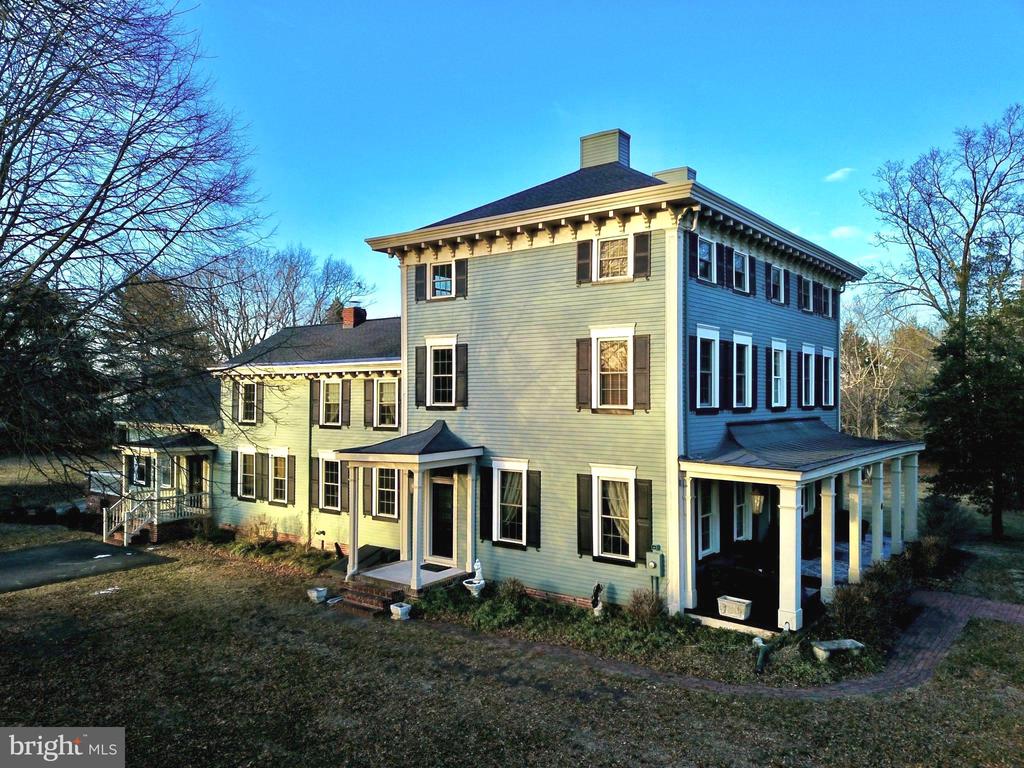 9 EAYRESTOWN ROAD