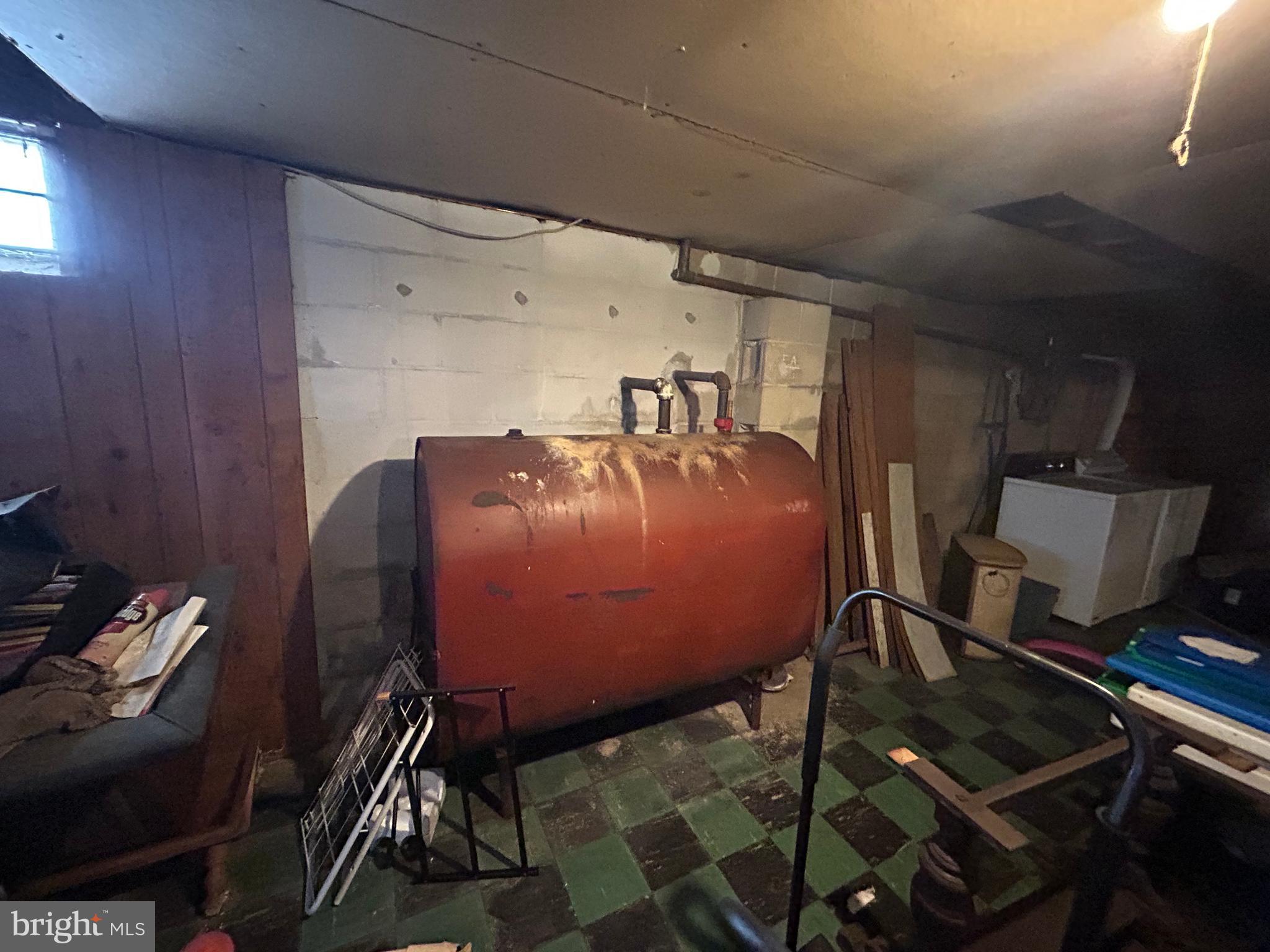37 Almond Ave