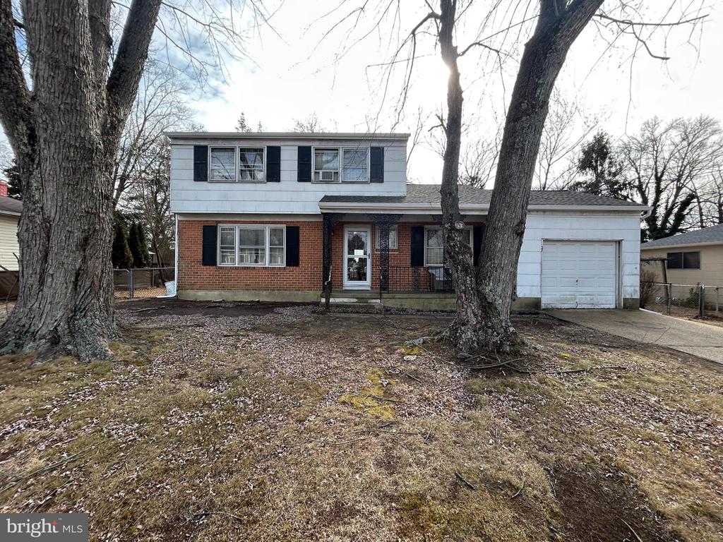 37 Almond Ave