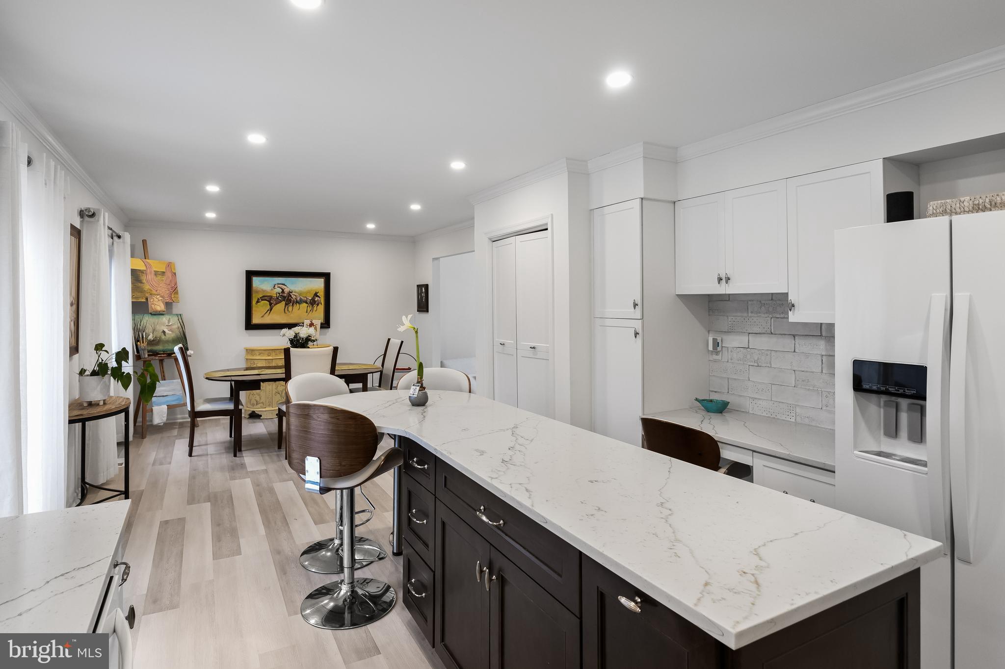 6 RANCOCAS BOULEVARD