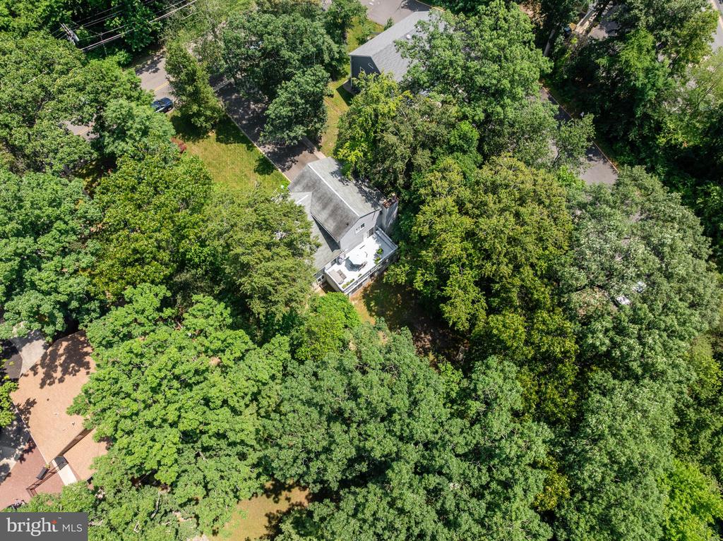 6 RANCOCAS BOULEVARD