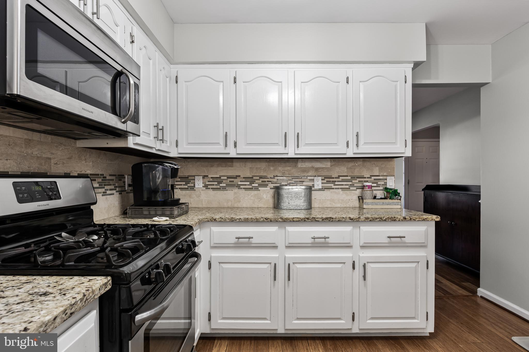 21 Old Republic Ln