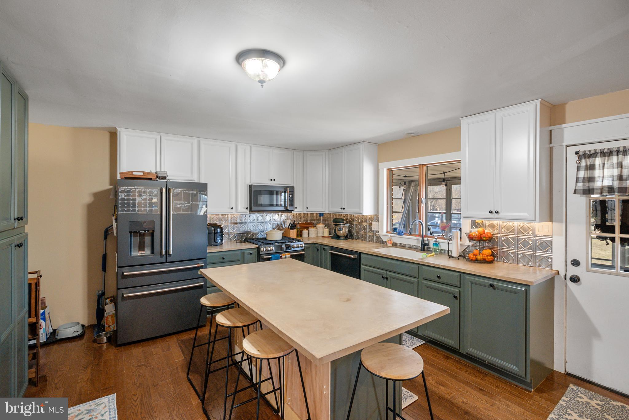 2086 Old York
