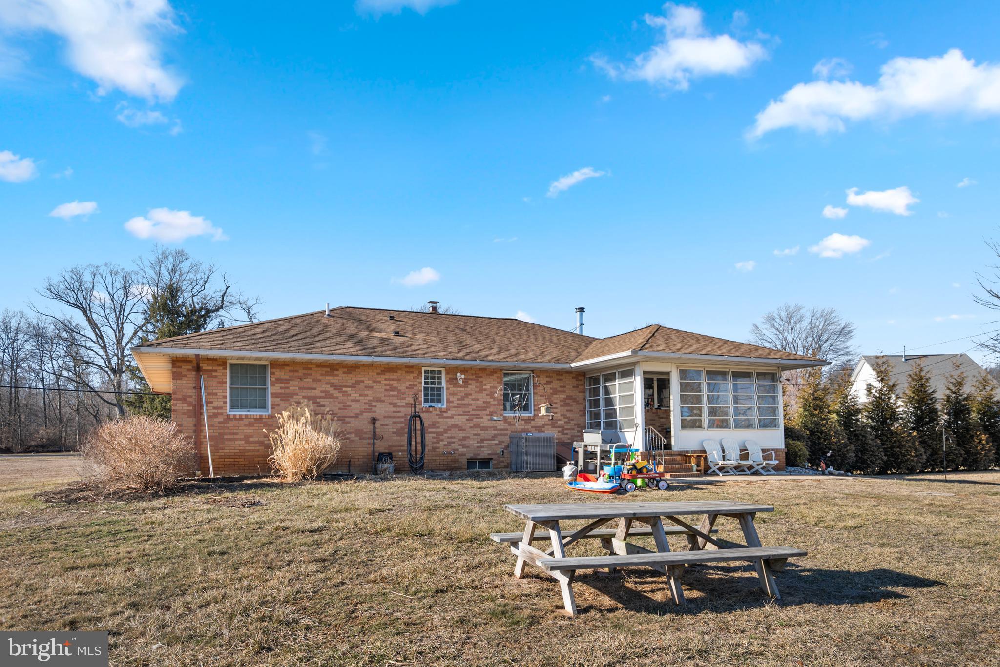 2086 Old York