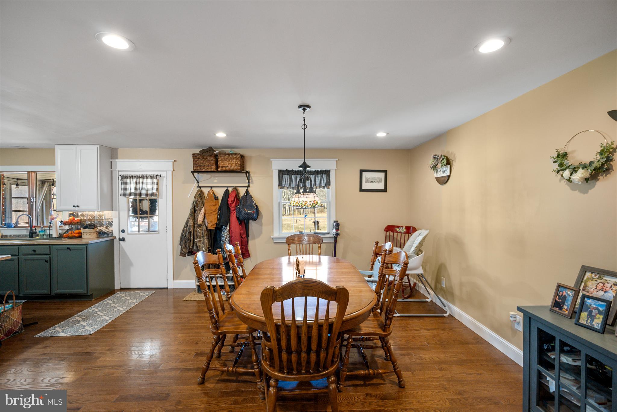 2086 Old York