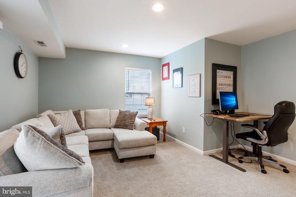 20 GRACE DRIVE