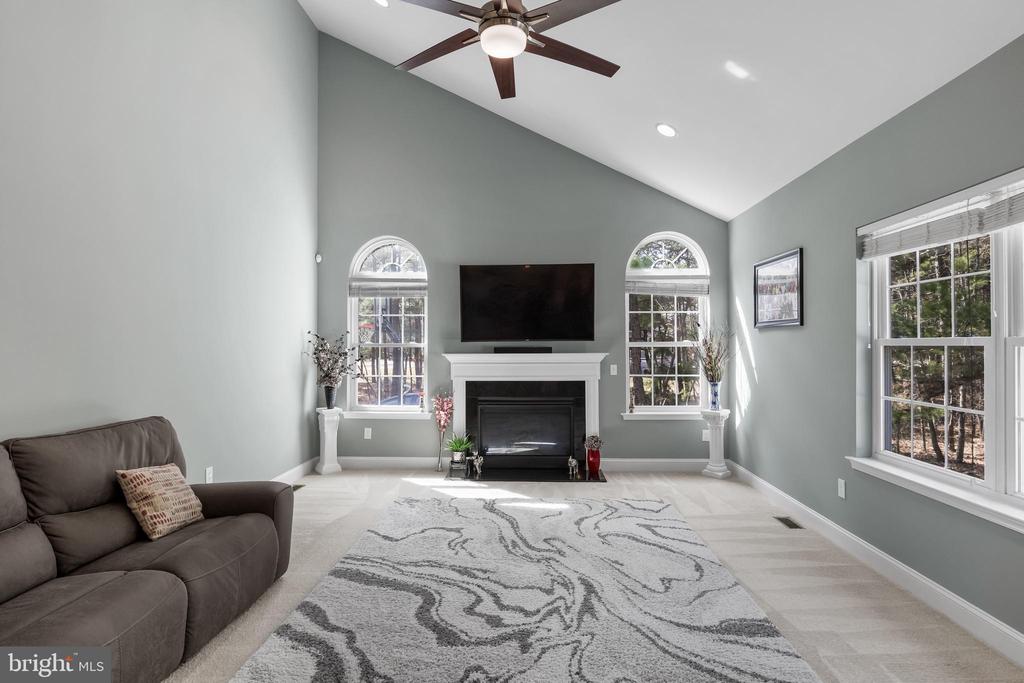19 Grant Wood Way
