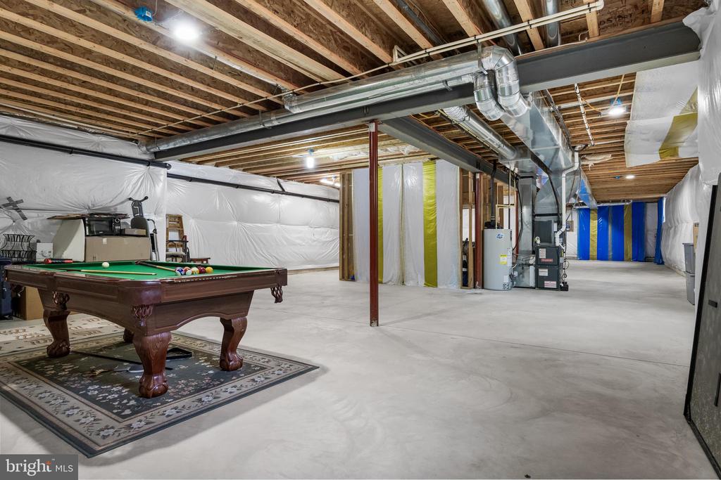 19 Grant Wood Way