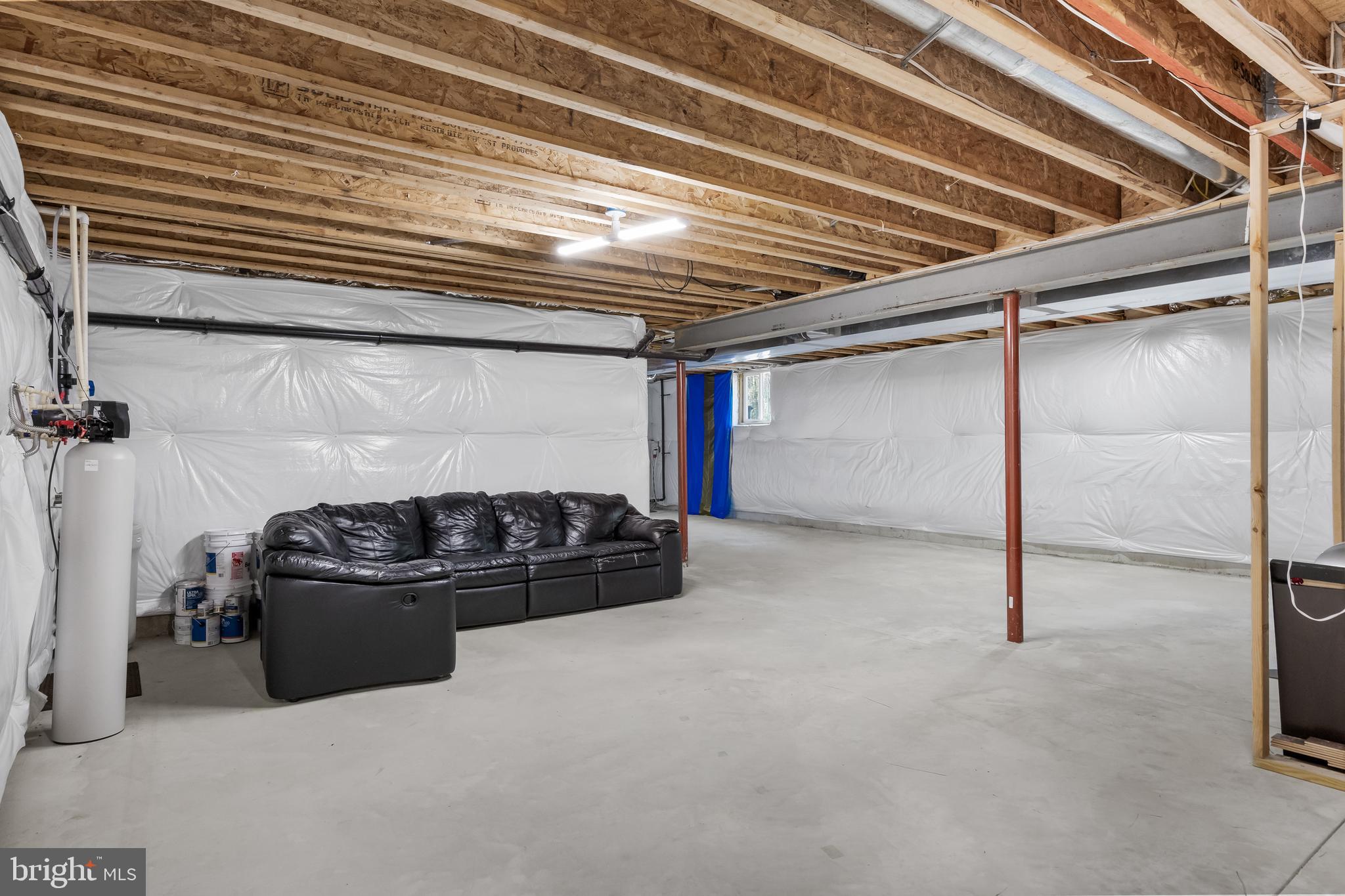 19 Grant Wood Way