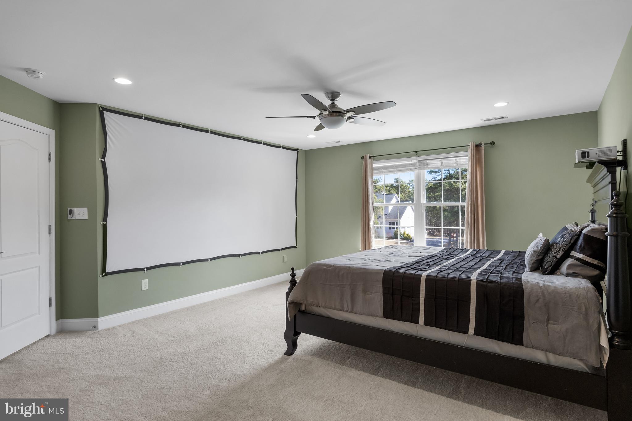 19 Grant Wood Way