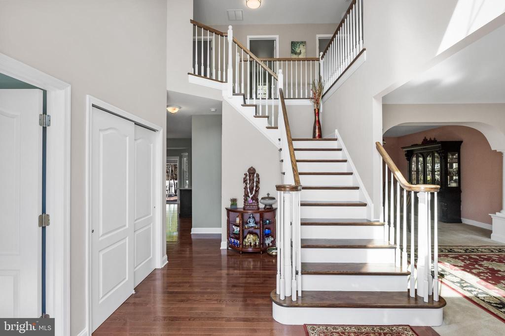 19 Grant Wood Way
