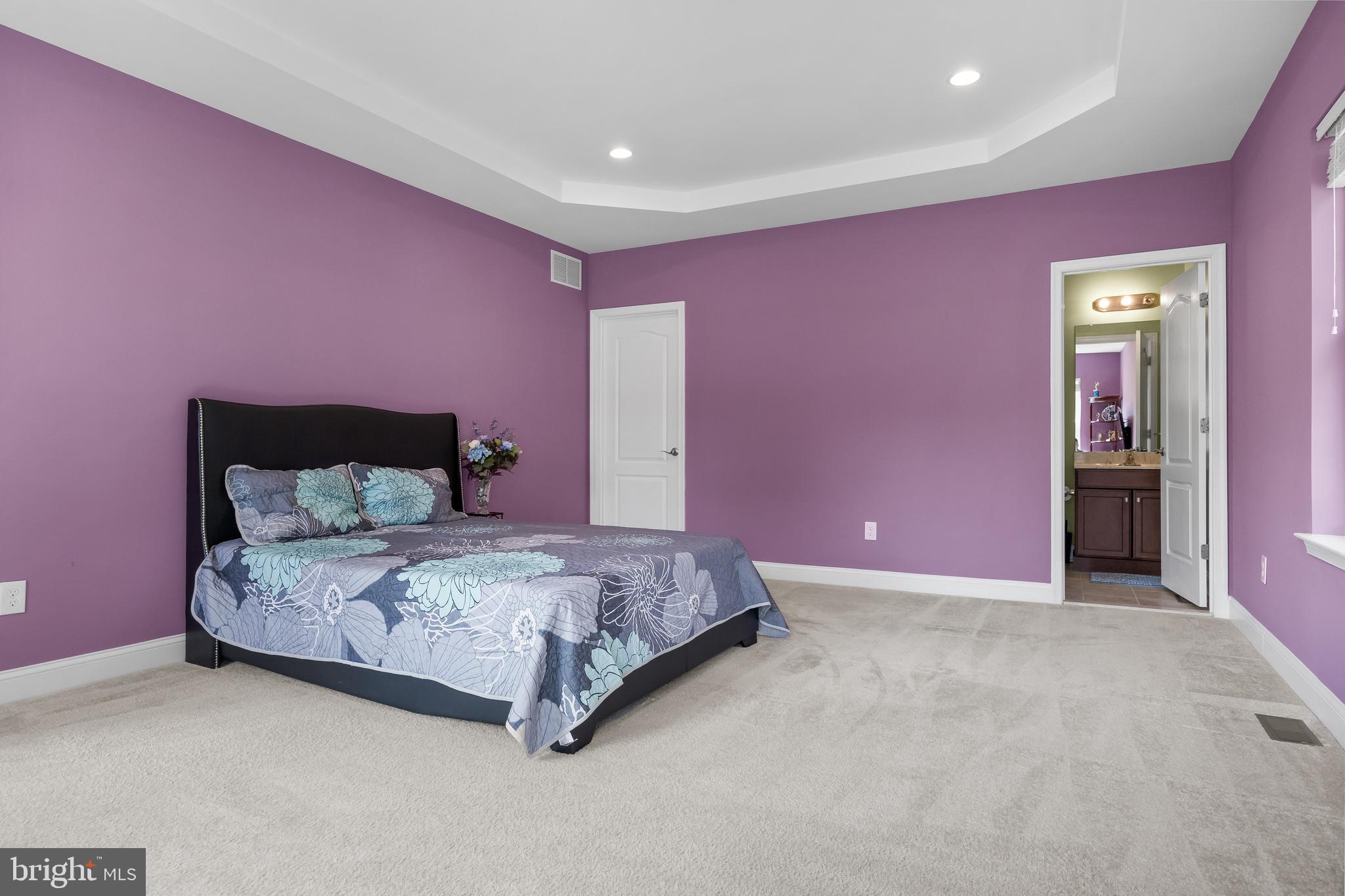 19 Grant Wood Way