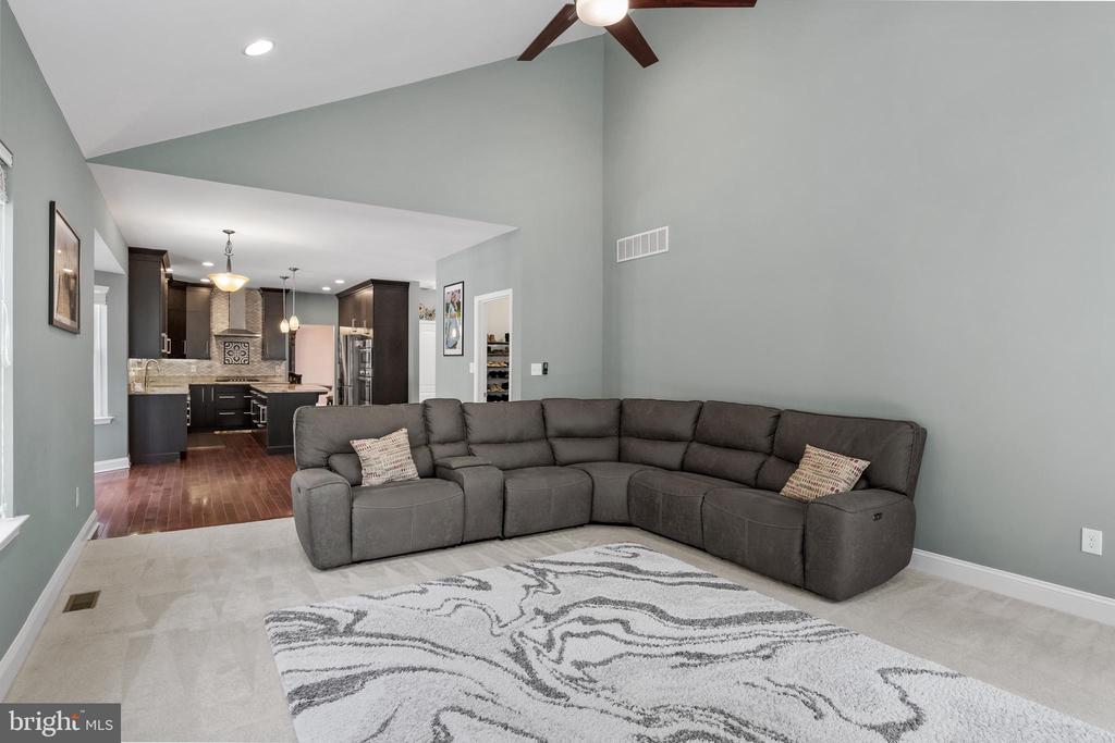 19 Grant Wood Way