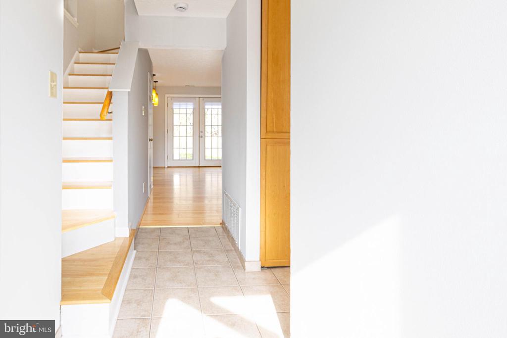 22 WATERVIEW COURT