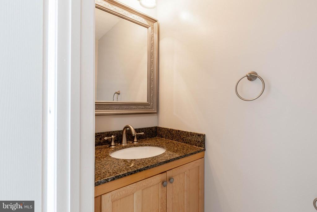 22 WATERVIEW COURT