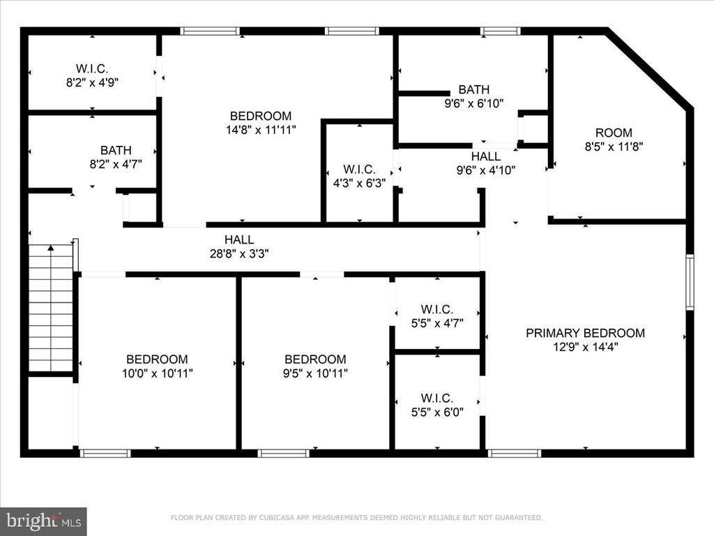 4 MAYVILLE LANE