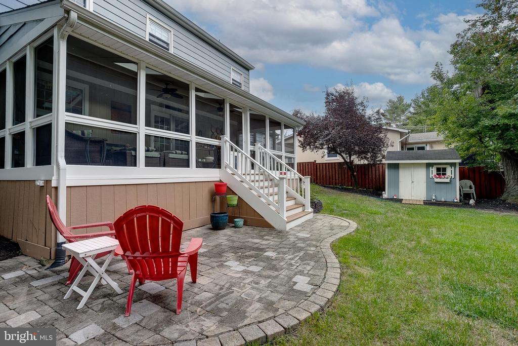 233 Hamilton Rd