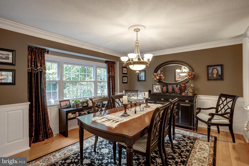 233 Hamilton Rd