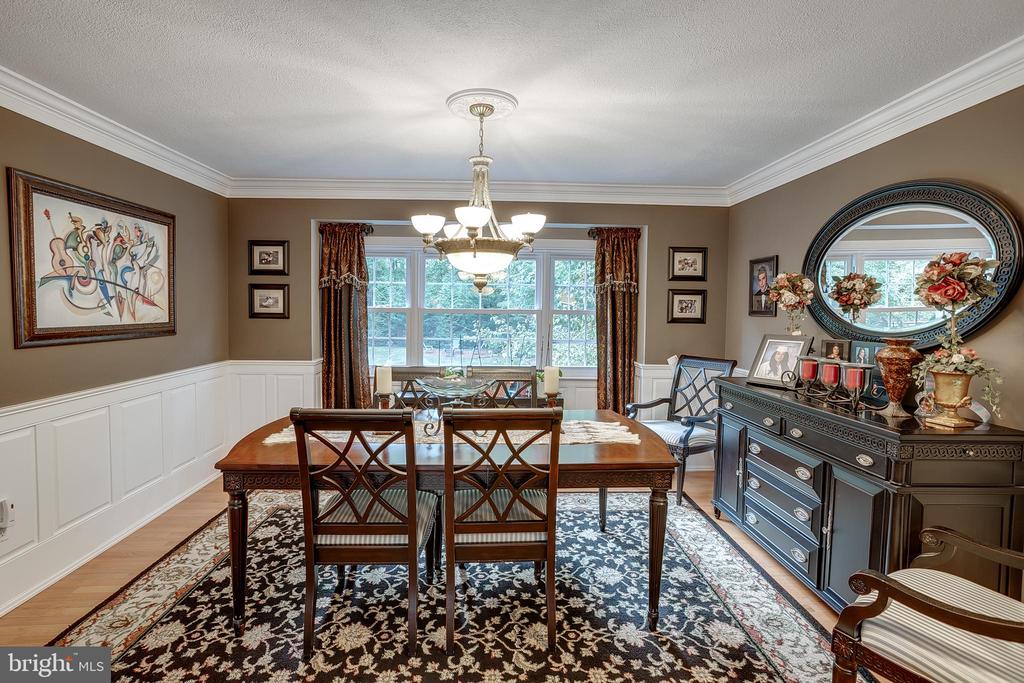 233 Hamilton Rd