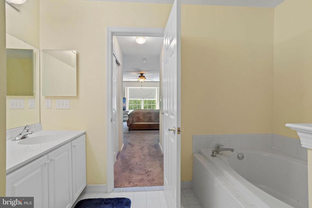 37 CHAPEL HILL ROAD