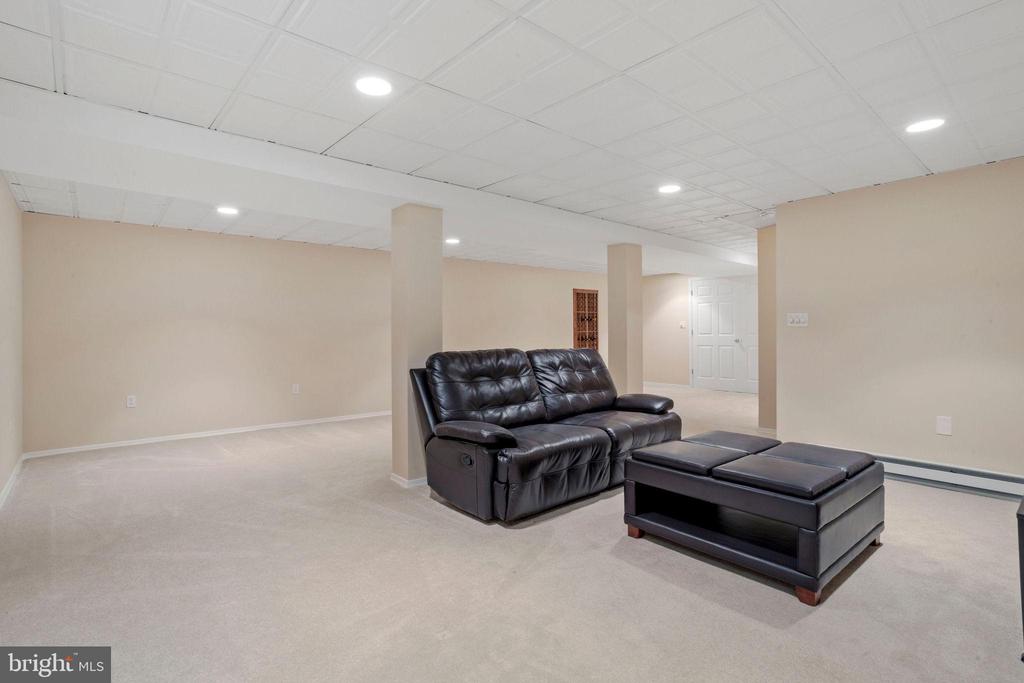 37 CHAPEL HILL ROAD