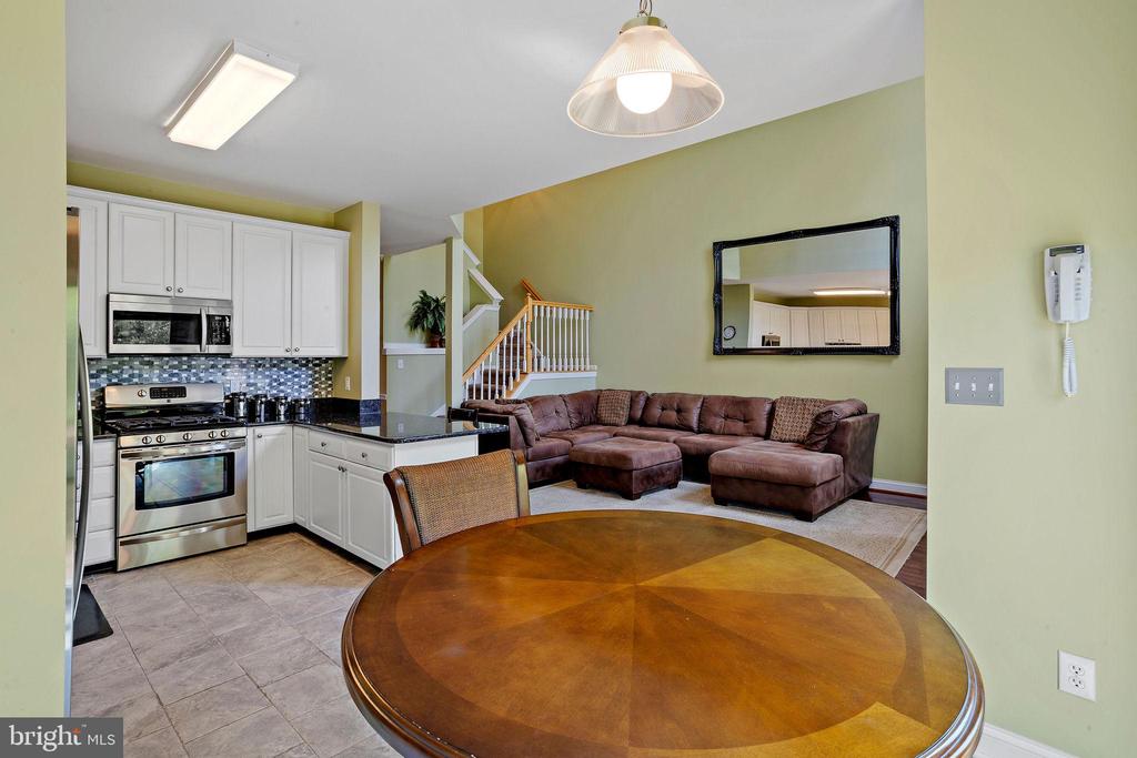 37 CHAPEL HILL ROAD