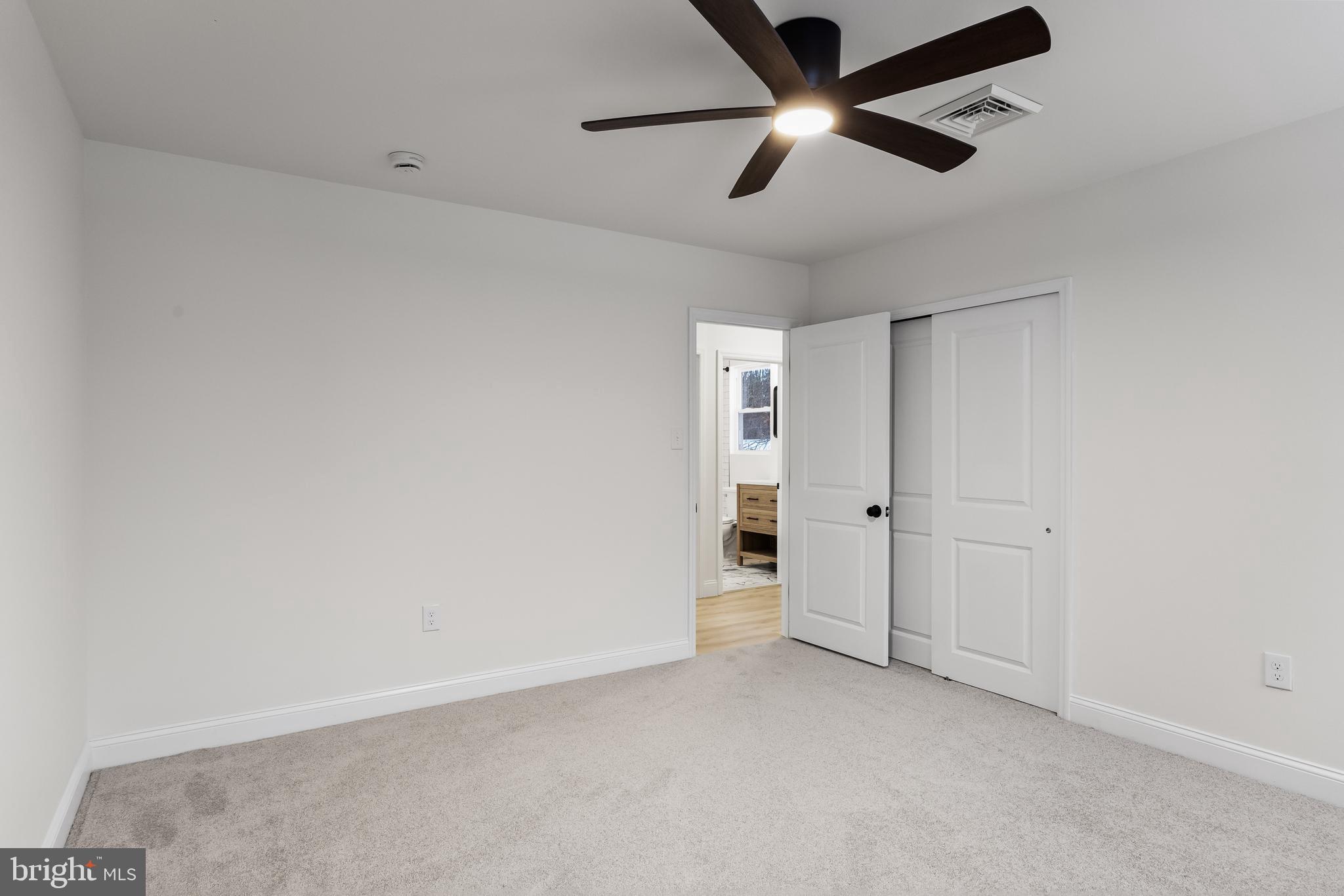 129 Walnut Ave