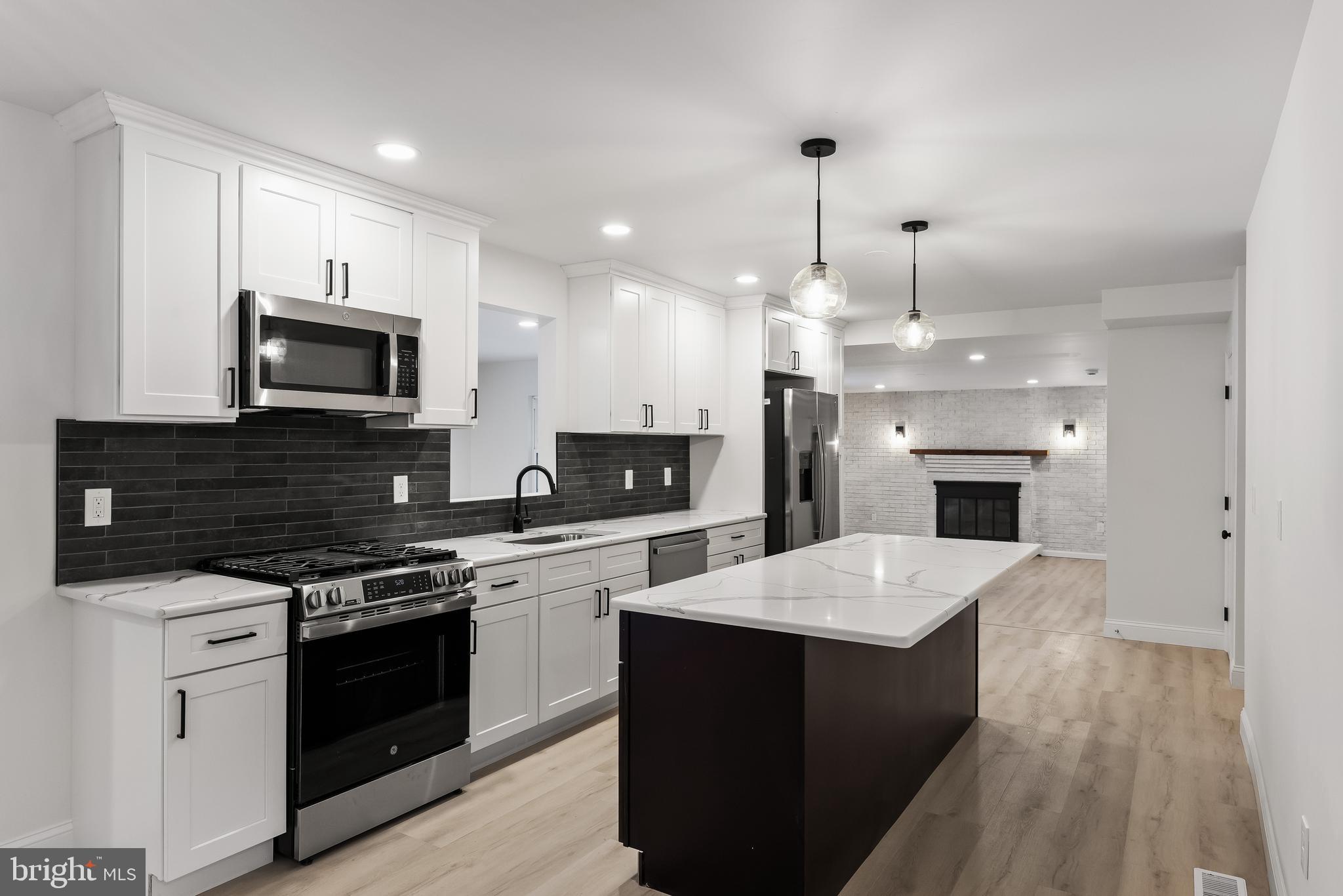 129 Walnut Ave