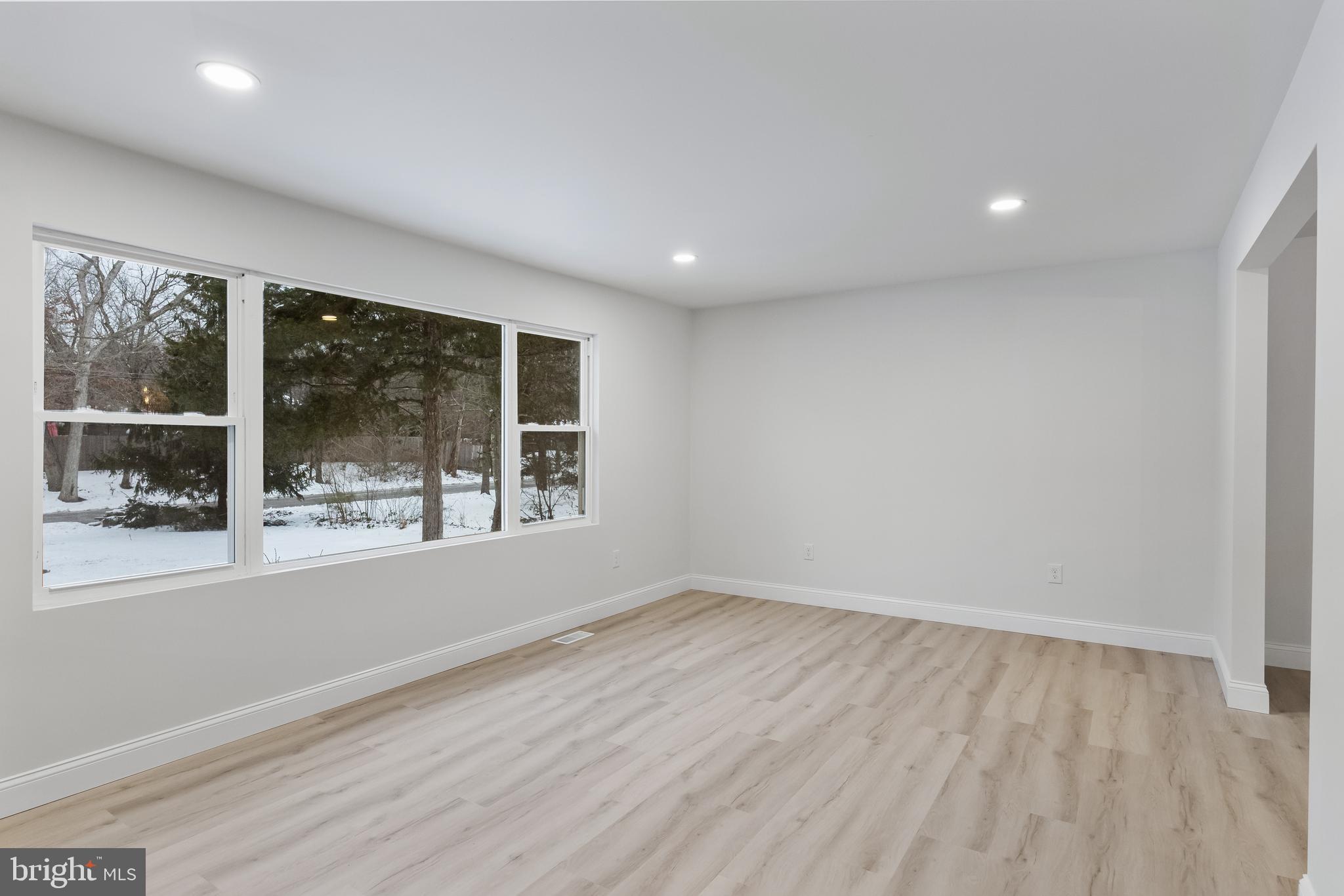 129 Walnut Ave