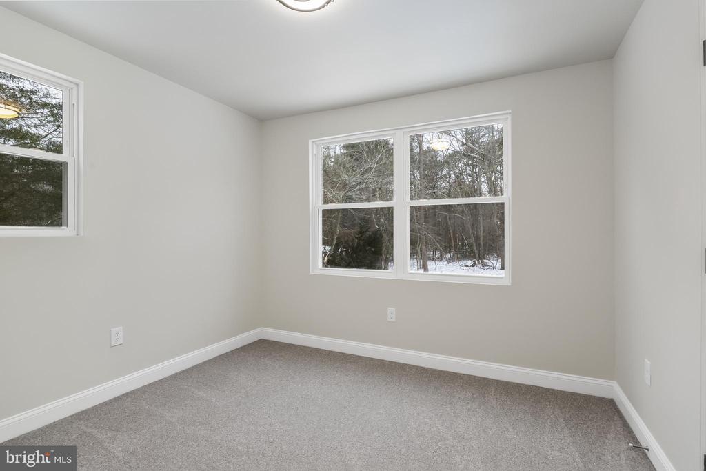 129 Walnut Ave