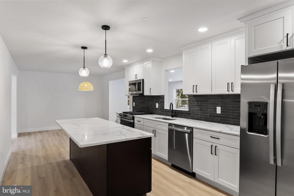 129 Walnut Ave