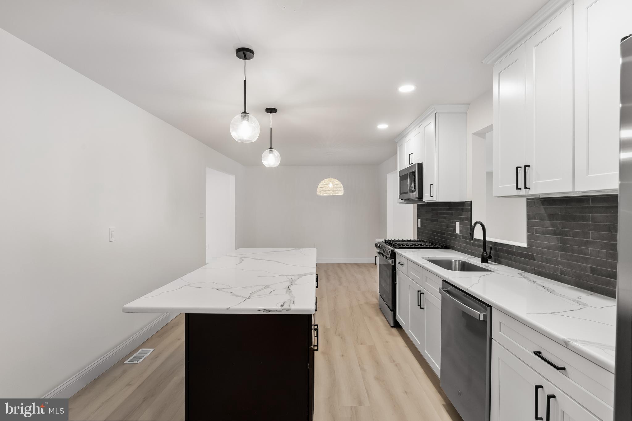 129 Walnut Ave