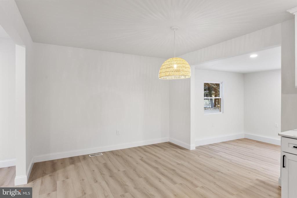 129 Walnut Ave