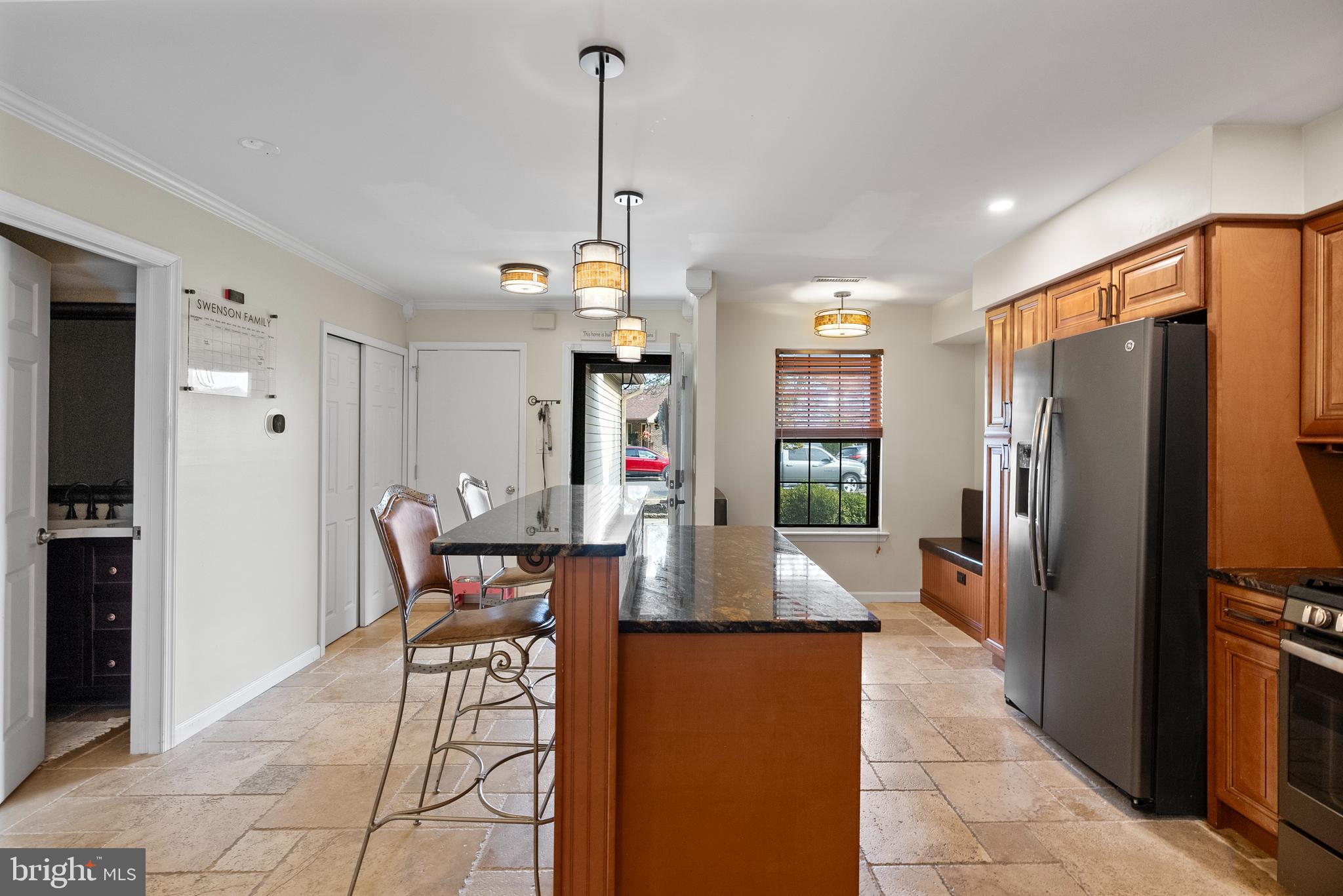 34 E Oleander Dr