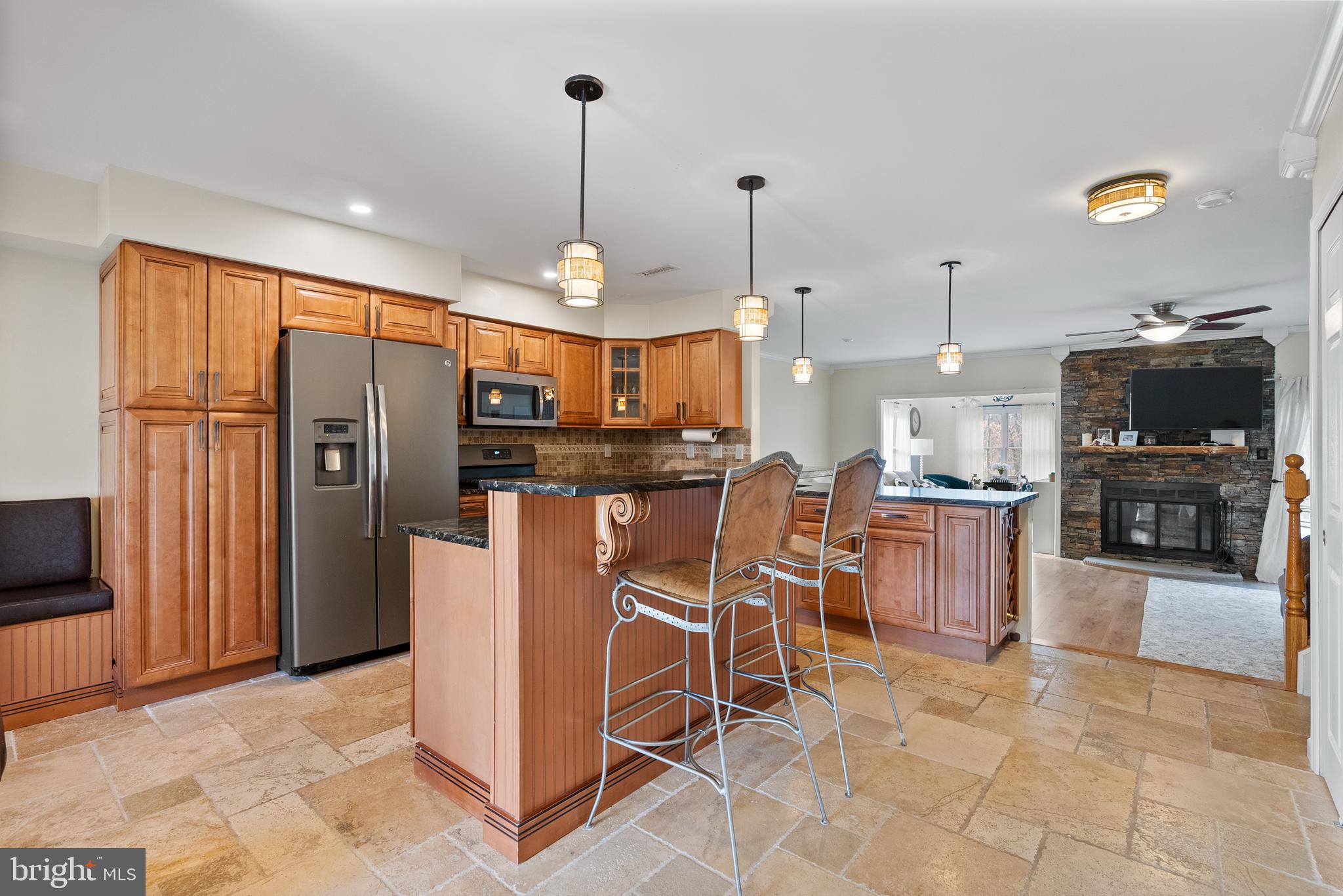 34 E Oleander Dr