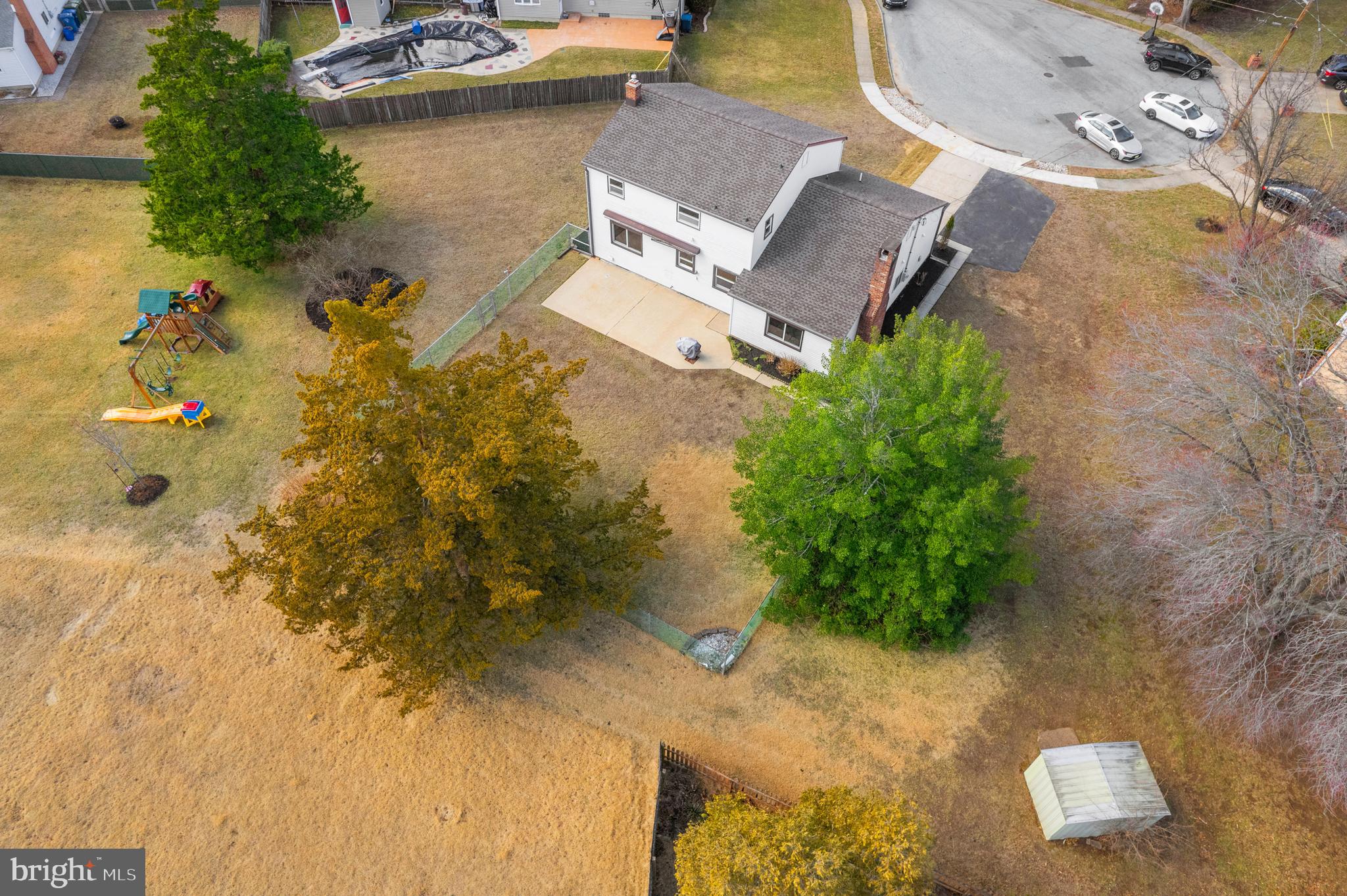 6 YORKTOWN COURT