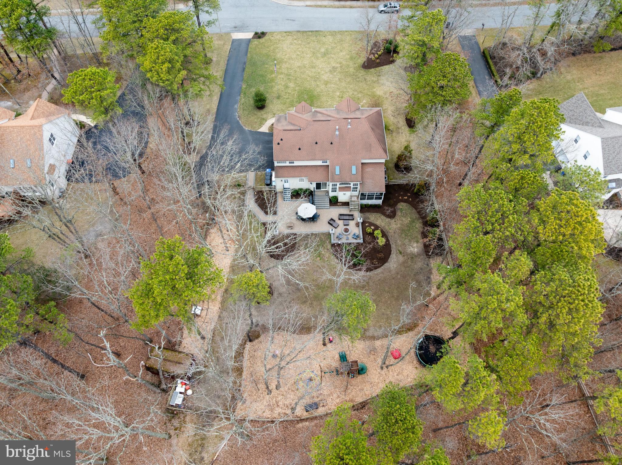 12 LOWBRIDGE PASSAGE