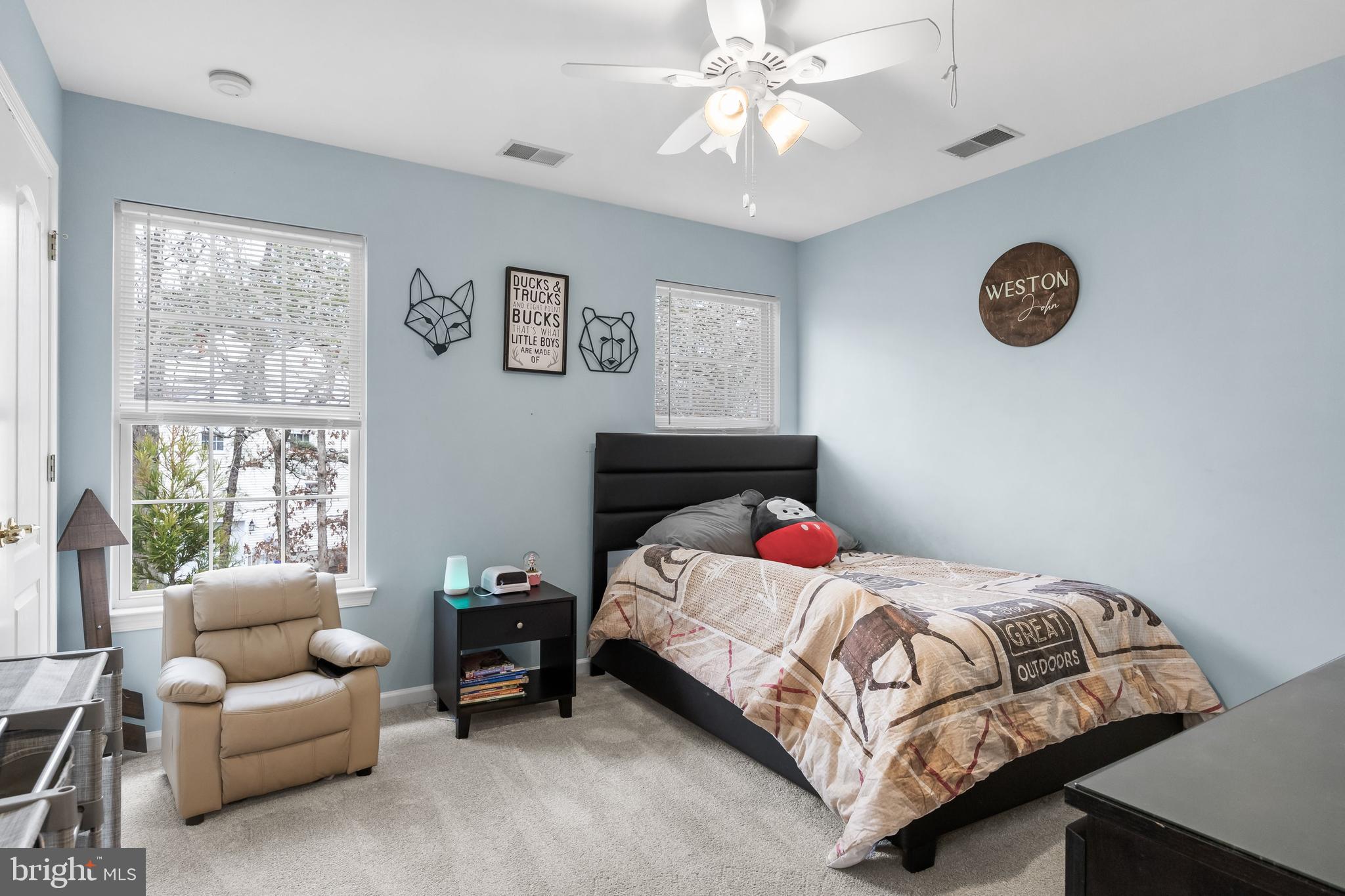 12 LOWBRIDGE PASSAGE