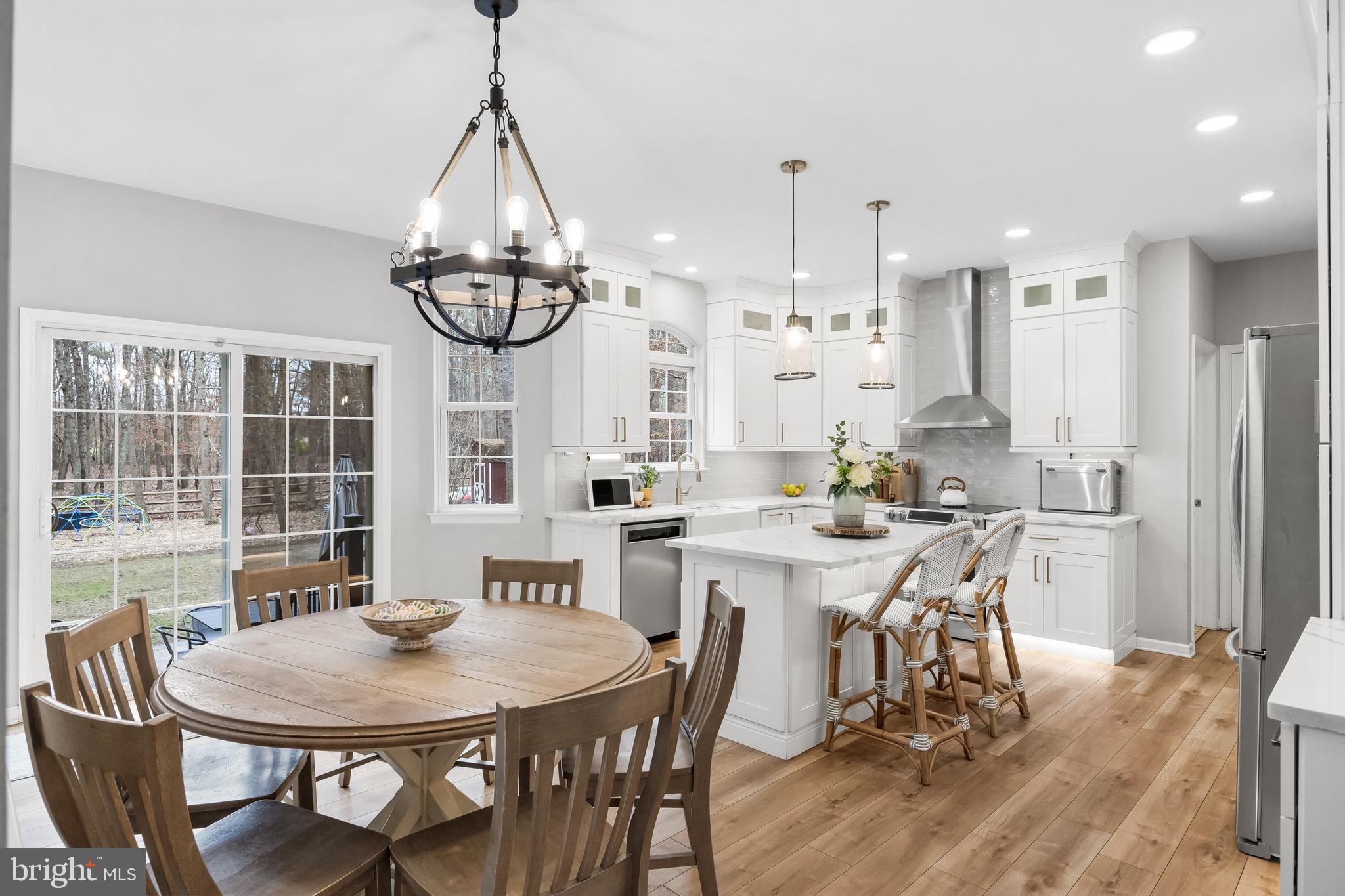 12 LOWBRIDGE PASSAGE