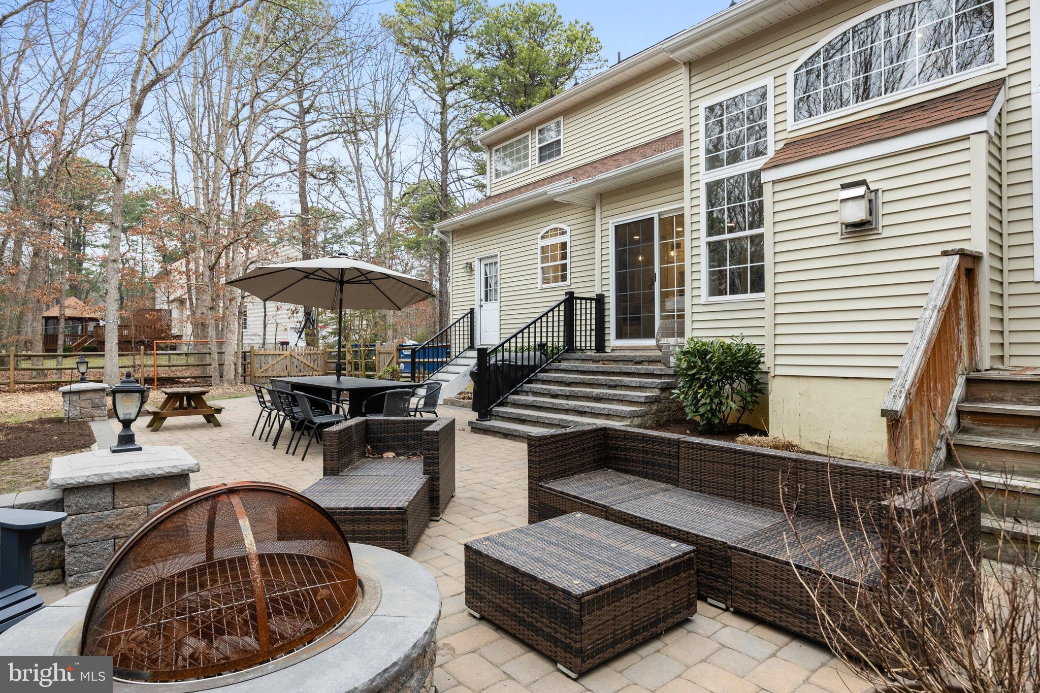 12 LOWBRIDGE PASSAGE