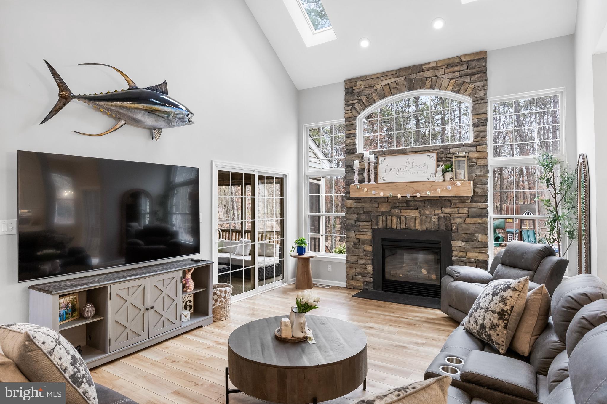 12 LOWBRIDGE PASSAGE