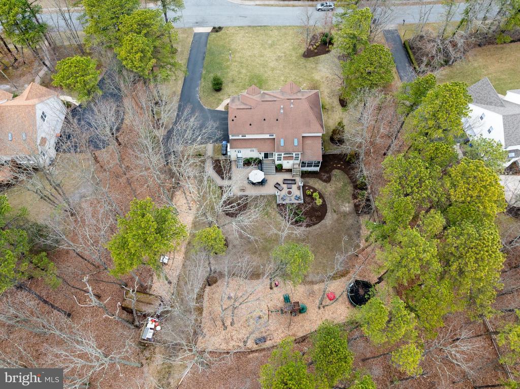12 LOWBRIDGE PASSAGE