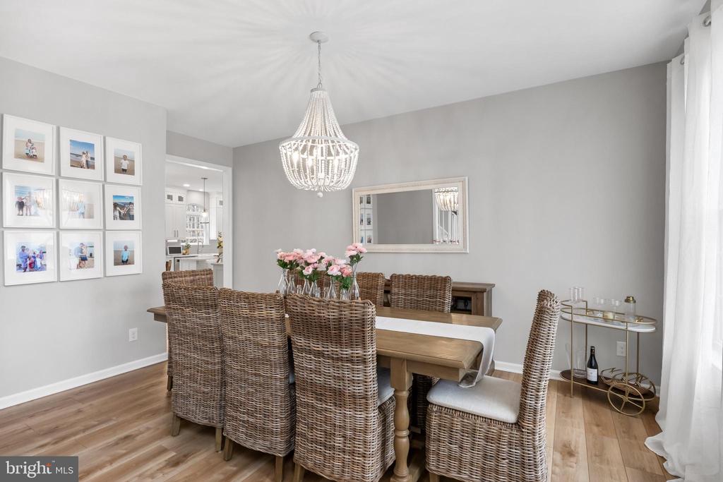 12 LOWBRIDGE PASSAGE