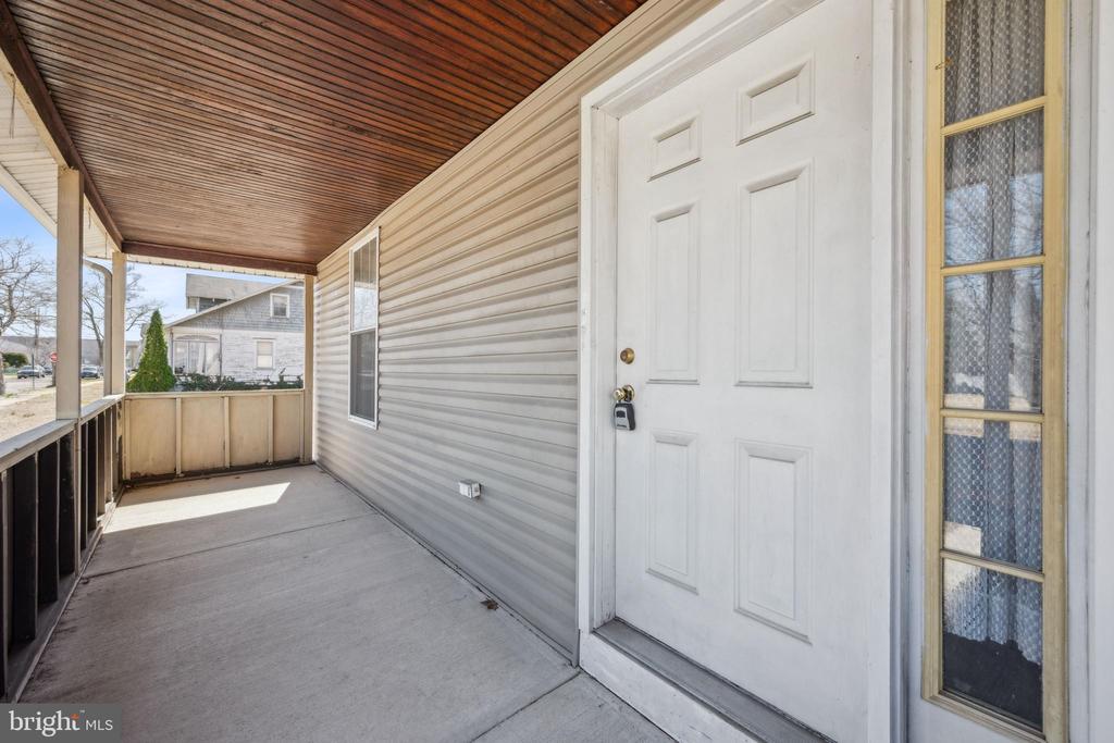 19 STEWART AVENUE