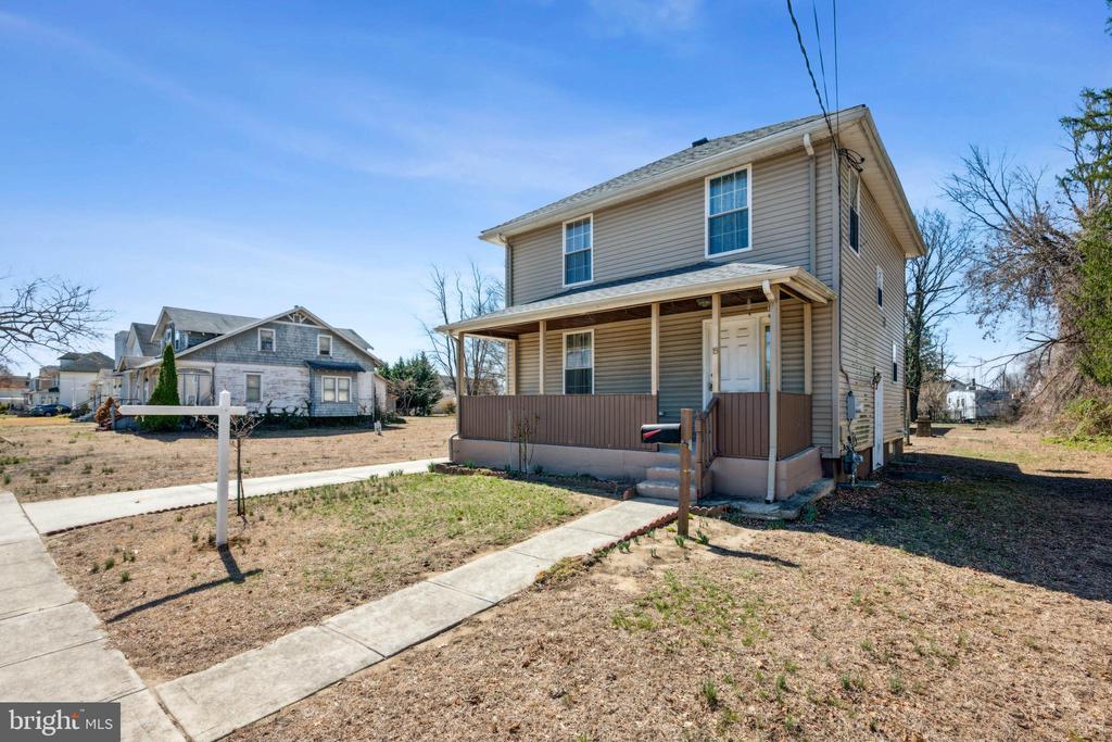 19 STEWART AVENUE