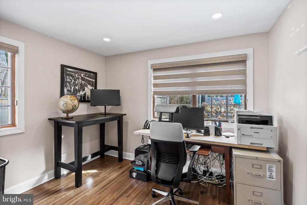 1405 GEORGIAN DRIVE