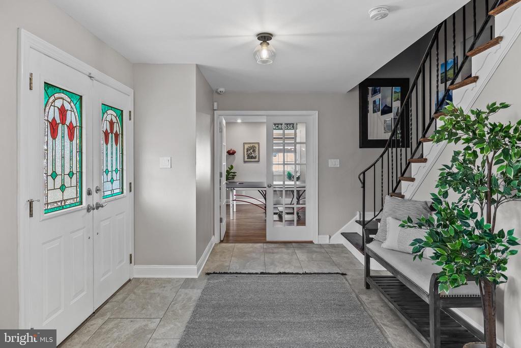 1405 GEORGIAN DRIVE