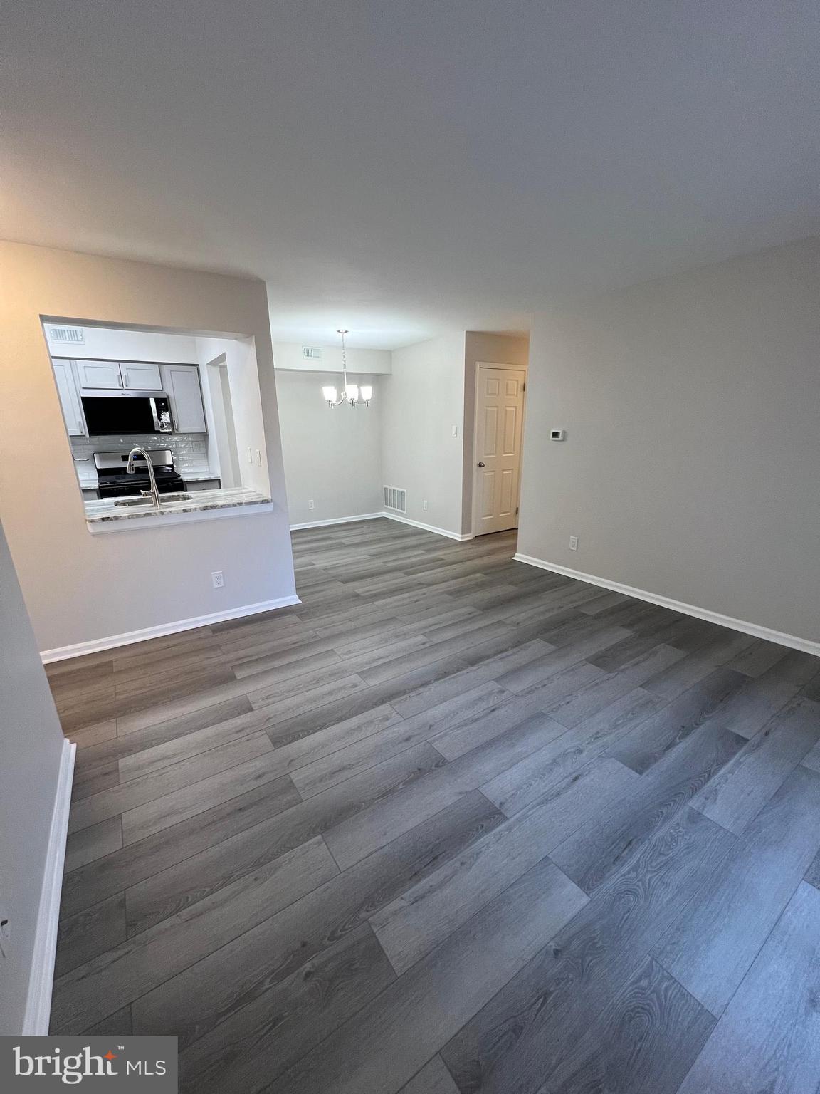 2405 YARMOUTH LANE A