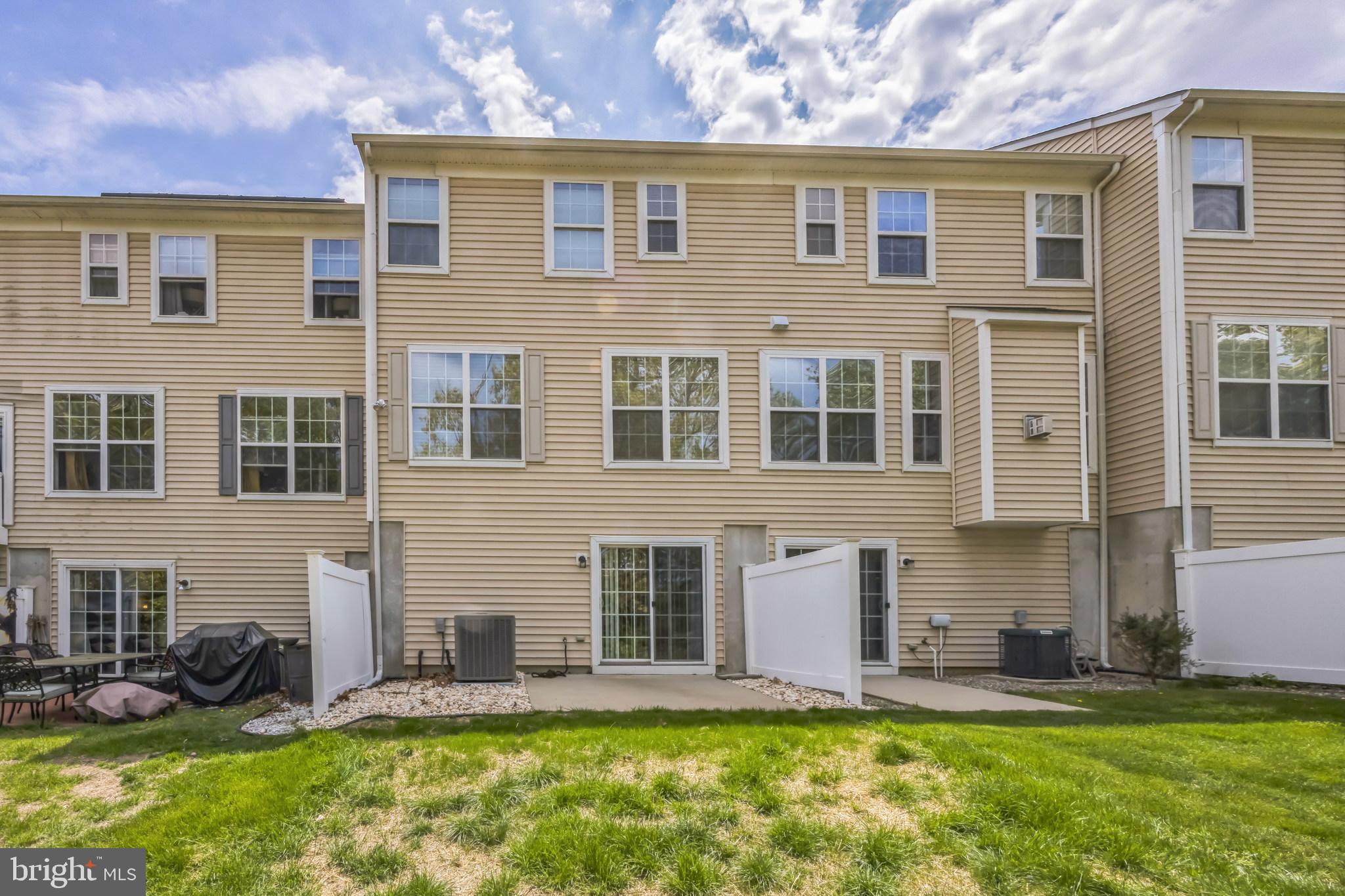 46 STERN LIGHT DRIVE